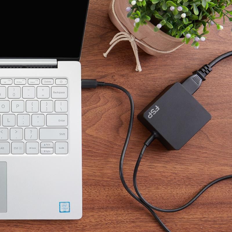 FSP CHAR UNIVERSEL 65W Type C USB 3.1 · Adaptateurs & Chargeurs Secteur · Informat Systems Strasbourg (image 3)