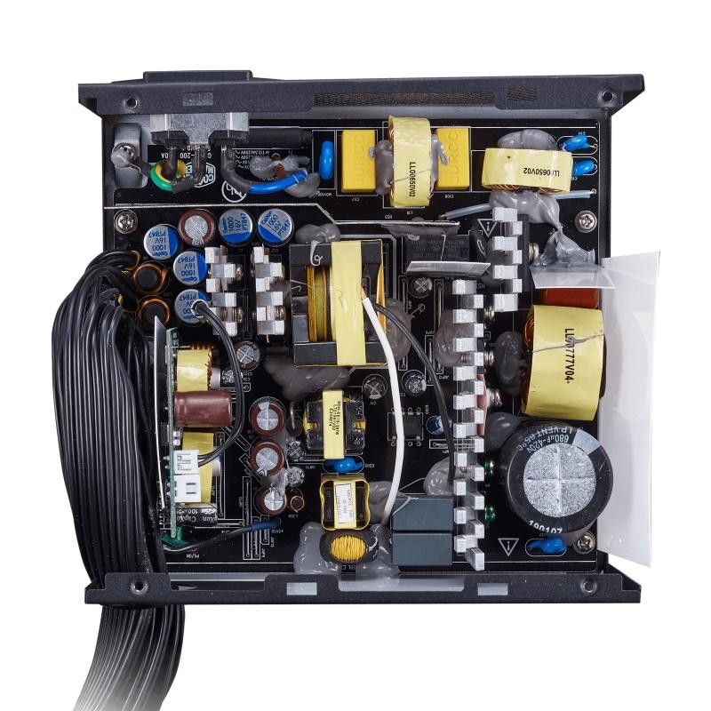 COOLER MASTER MWE 750W V2 - 80+ BRONZE - 750 WATTS o · Alimentations · Informat Systems Strasbourg (image 10)